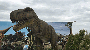 上亿商业中心过足瘾以往只能在教科书和荧幕上看到的恐龙凶猛的霸王龙