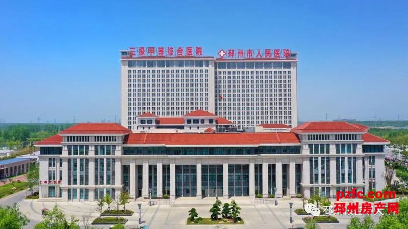 邳州这家医院建筑get了一座的小金人